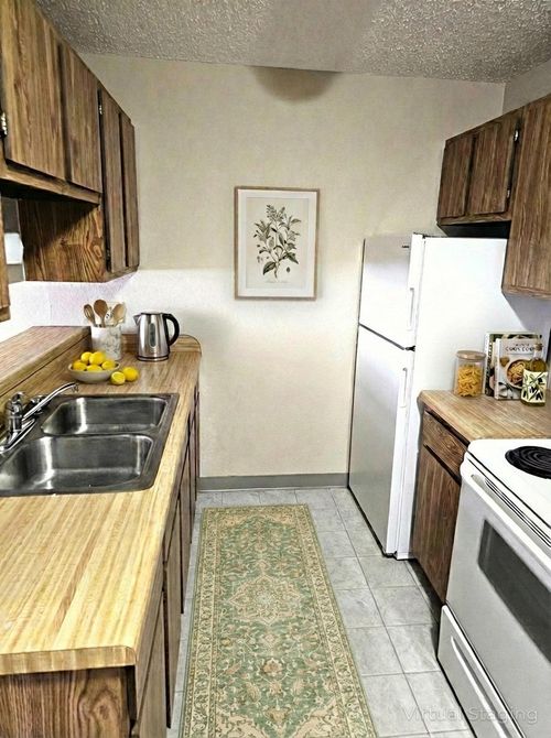 apt-9-1757 4th Ave, Windom, MN, 56101-1248 | Card Image