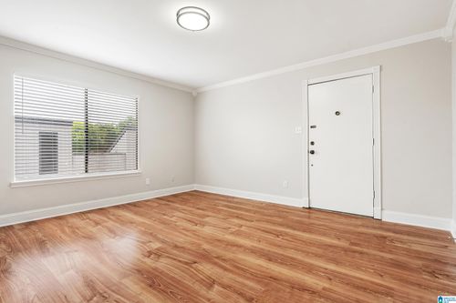 apt-c11-3350 Altamont Rd, BIRMINGHAM, AL, 35205-2193 | Card Image