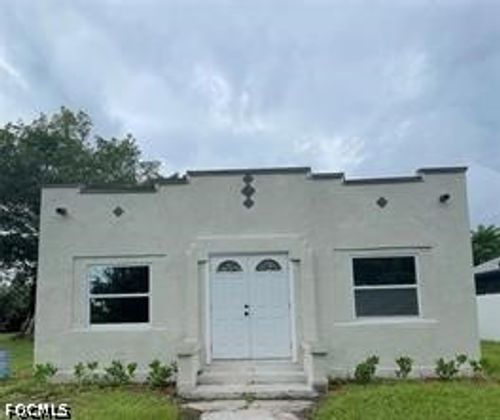 466 Wilma Ave, Fort Myers, FL, 33905-3436 | Card Image