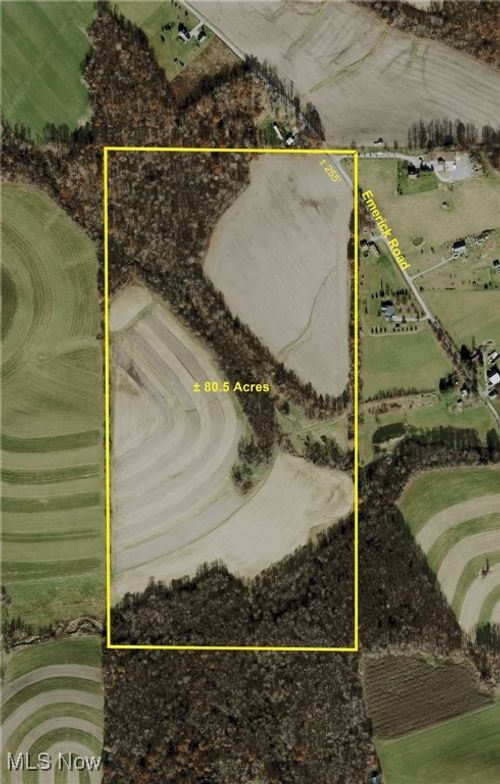 15221 Emerick Rd, Kensington, OH, 44427-9781 | Card Image