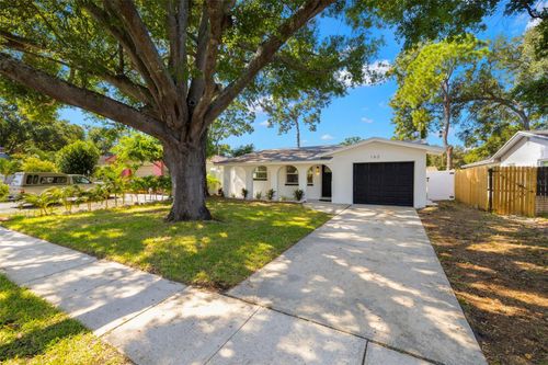 162 Sw Lincoln Cir N, ST PETERSBURG, FL, 33703-1352 | Card Image