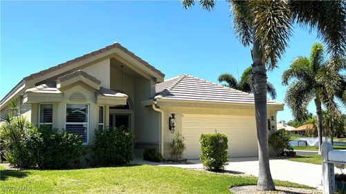 9725 Keel Ct, Fort Myers, FL, 33919-4462 | Card Image