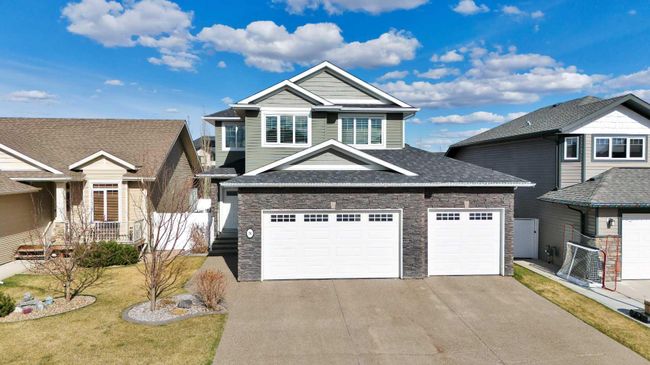 70 Voisin Close, House detached with 4 bedrooms, 2 bathrooms and 3 parking in Red Deer AB | Image 1