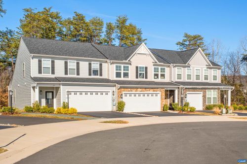 543 Crimson St, CROZET, VA, 22932-3262 | Card Image