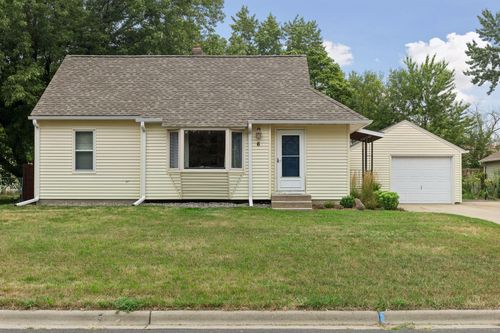 6 Pine Dr, Circle Pines, MN, 55014-1619 | Card Image