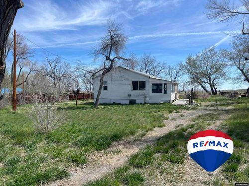 2 Kinnear Spur Rd, Riverton, WY, 82501-9208 | Card Image