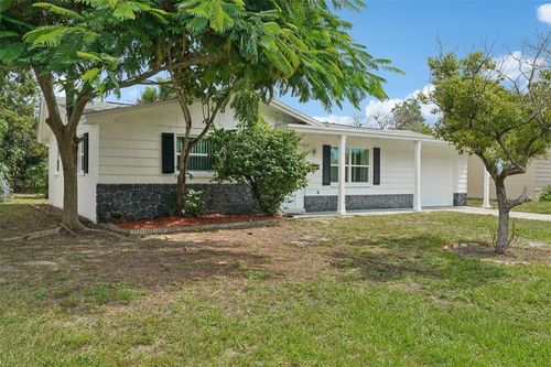 3350 Wiltshire Dr, HOLIDAY, FL, 34691-1349 | Card Image
