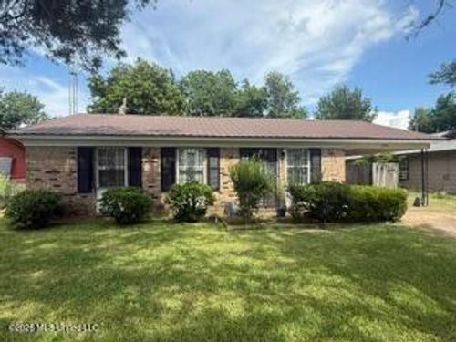 2004 Canary Ln, Clarksdale, MS, 38614-7610 | Card Image