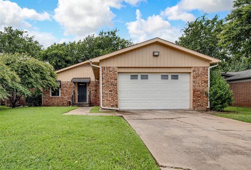 502 Circleview Dr, Mansfield, TX, 76063-2144 | Card Image
