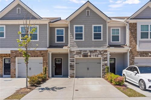 1950 Dillon Dr, Lithonia, GA, 30058-2521 | Card Image