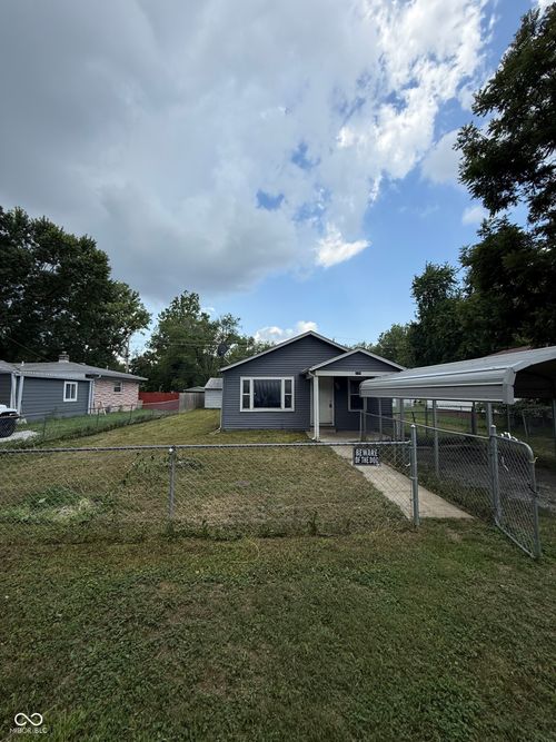 2724 Butler Ave, Indianapolis, IN, 46218-3228 | Card Image