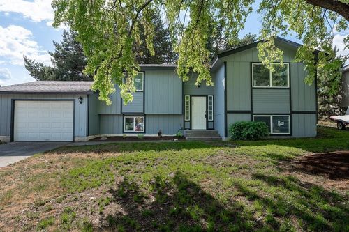 7711 N Dakota St, Spokane, WA, 99208-5606 | Card Image