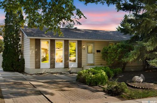 12 Jackson Bay, Regina, SK, S4R6T8 | Card Image