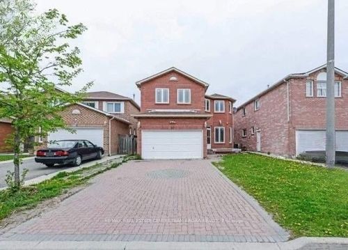 27 Cannon Cres, Brampton, ON, L6Y4L8 | Card Image