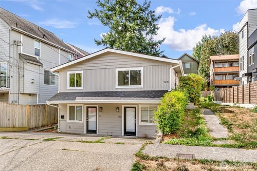 9251 Ashworth Ave N, Seattle, WA, 98103-3501 | Card Image