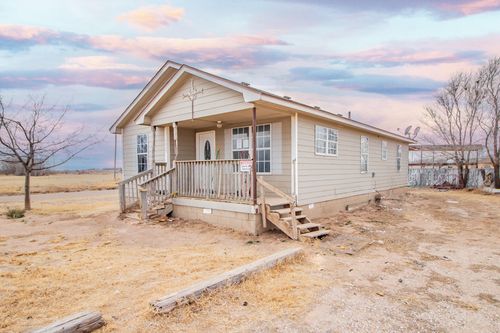 1355 S 3rd St, Slaton, TX, 79364-6203 | Card Image