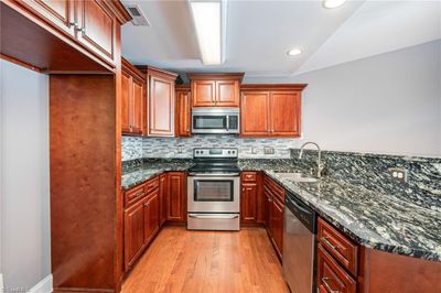 Kitchen | Image 3