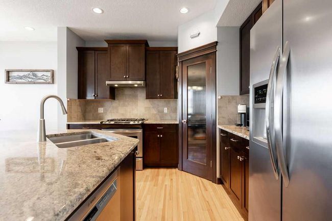 36 Westridge Rd, House other with 4 bedrooms, 4 bathrooms and 3 parking in Okotoks AB | Image 8