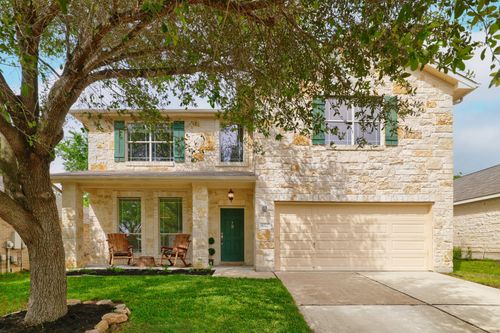 9212 Pioneer Forest Dr, Austin, TX, 78744-7943 | Card Image