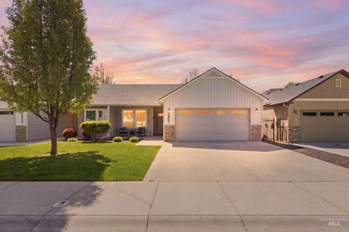 2667 E Apricot Dr, Meridian, ID, 83646-7392 | Card Image