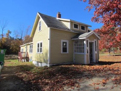 427 S Main Street, House other with 3 bedrooms, 1 bathrooms and null parking in Wolfeboro NH | Image 2