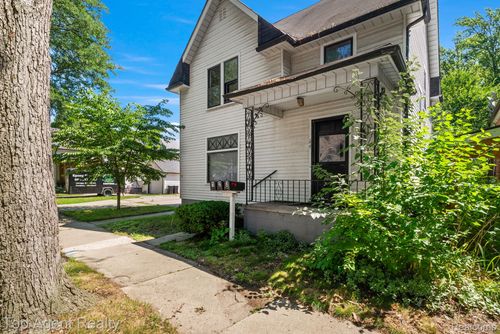 74 Washington St, Mount Clemens, MI, 48043-5569 | Card Image