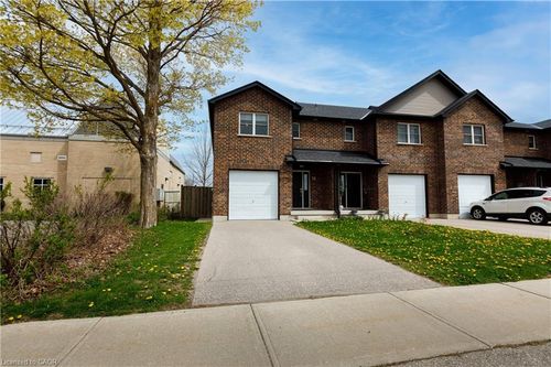 32 Frederick St, Stratford, ON, N5A3V4 | Card Image