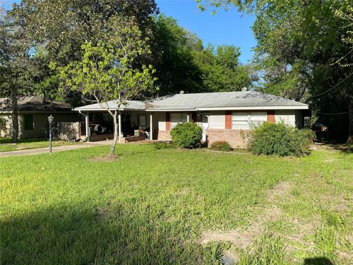 1015 Oak Dr, Huntsville, TX, 77320-3738 | Card Image