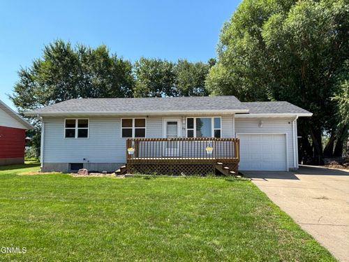 29 Benteen Dr, Lincoln, ND, 58504-9130 | Card Image