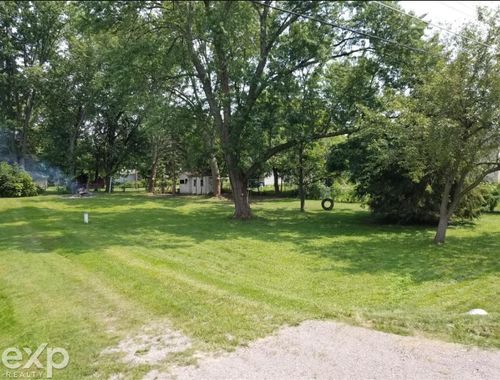 181 S Elba Rd, Lapeer, MI, 48446-2782 | Card Image