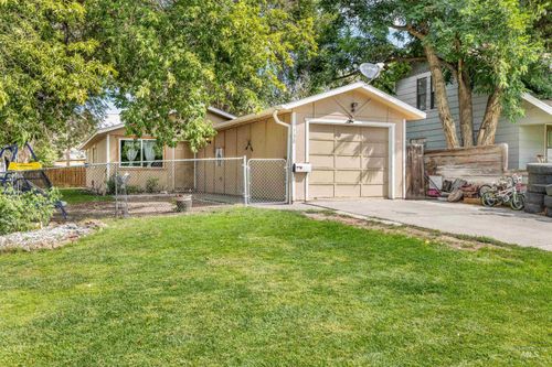 120 E Avenue C, Jerome, ID, 83338-2621 | Card Image