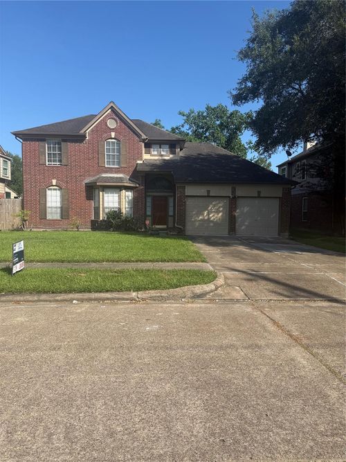 4727 Heritage Country Ln, Friendswood, TX, 77546-2983 | Card Image