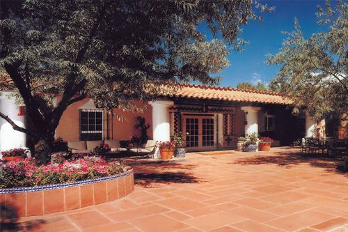1379 Canyon Rd, Santa Fe, NM, 87501-6129 | Card Image