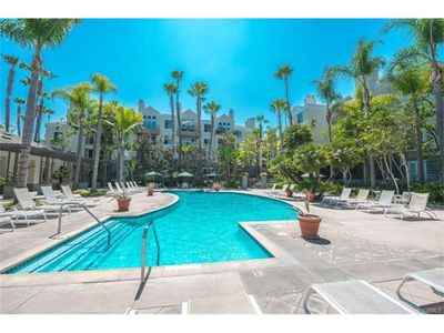 216 - Martin, Condo with 1 bedrooms, 1 bathrooms and 2 parking in Irvine CA | Image 1