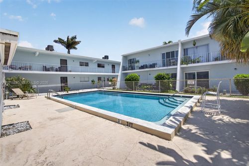 109-725 Hummingbird Way, North Palm Beach, FL, 33408-5138 | Card Image