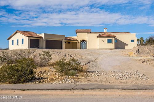 6021 Avenida Sonrisa, Las Cruces, NM, 88011-2585 | Card Image