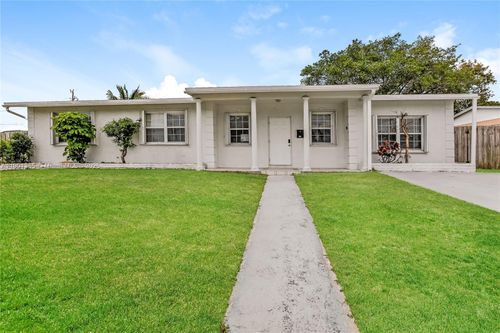 0-900 Nw 199th St, Miami Gardens, FL, 33169-2850 | Card Image