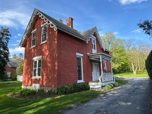 80 Oak St, Champlain, NY, 12919-5020 | Card Image