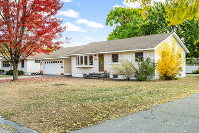 8423 16th Avenue S, House other with 4 bedrooms, 1 bathrooms and null parking in Bloomington MN | Image 3