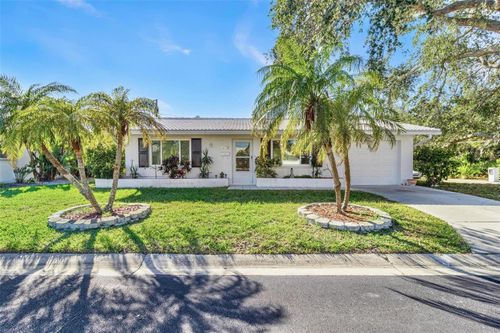 14198 89th Ave, SEMINOLE, FL, 33776-2025 | Card Image