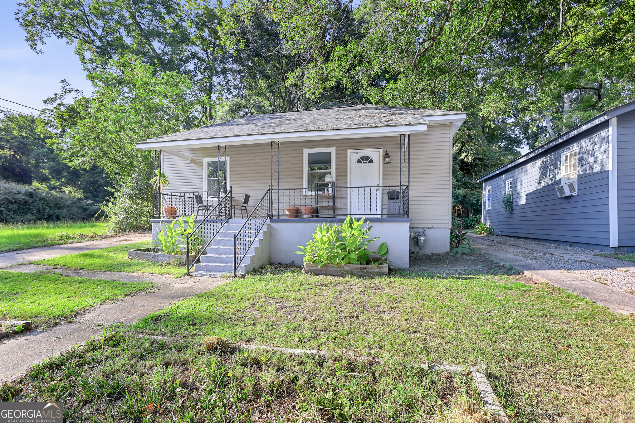 Residential in Lagrange 2