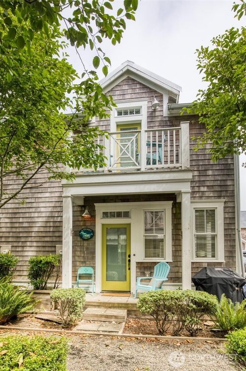 38 W Myrtle Ln, Pacific Beach, WA, 98571-0194 | Card Image