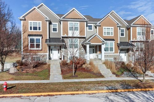 170 3rd Avenue, Fontana, WI, 53125 | Card Image