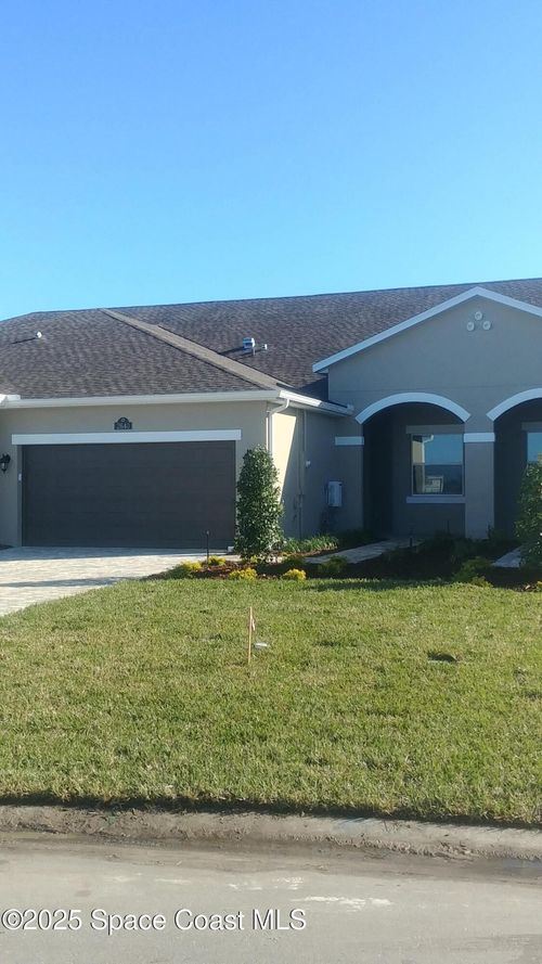 2640 Ballydoyle Ln, Melbourne, FL, 32940-8099 | Card Image