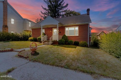 417 S S 4th Street, Philipsburg, PA, 16866 | Card Image