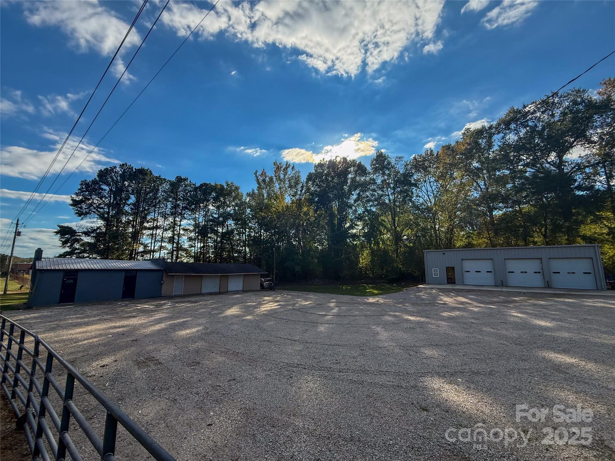 509 S Main St, Jefferson, SC 29718