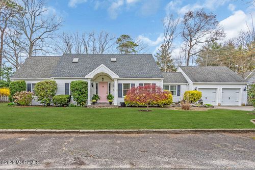 830 Huntington Ave, Pine Beach, NJ, 08741-1312 | Card Image