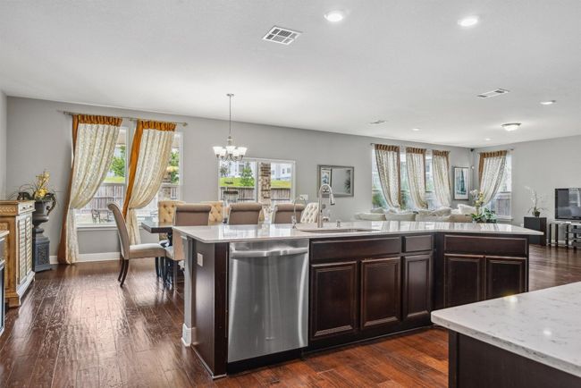 7016 Lickeen Ct, House other with 4 bedrooms, 3 bathrooms and 4 parking in Austin TX | Image 6