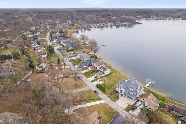 997 Sherbrooke St, Home with 3 bedrooms, 1 bathrooms and null parking in Commerce Twp MI | Image 17