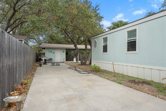 1610 Hardee St, House other with 3 bedrooms, 2 bathrooms and null parking in Rockport TX | Image 28